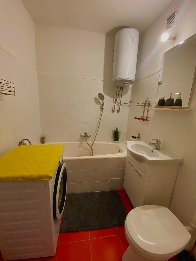 Apartman Monika Near The Beach Сплит Екстериор снимка