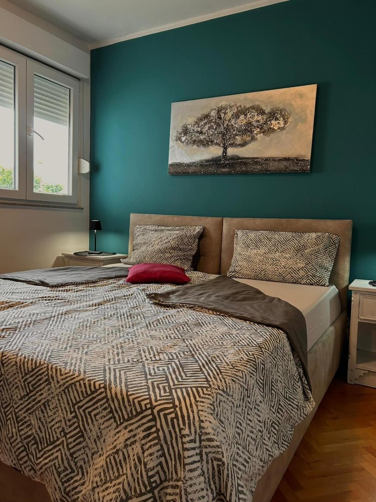 Apartman Monika Near The Beach Сплит Екстериор снимка